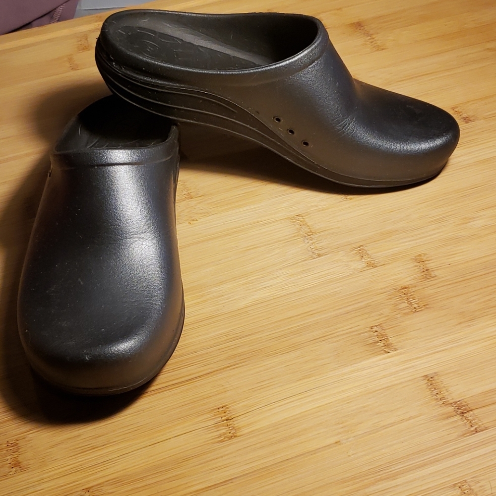 Aetrex Womens Lynco Shimmer Clog Sz 7